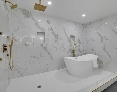 2000 Doefield Street - Photo Thumbnail 32
