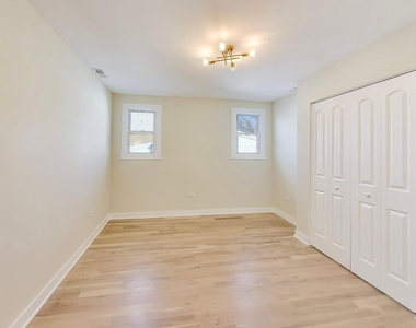 6730 W Dakin Street - Photo Thumbnail 21
