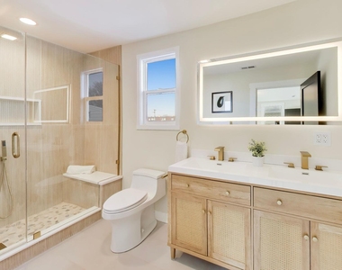 6730 W Dakin Street - Photo Thumbnail 20