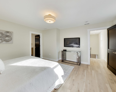 6730 W Dakin Street - Photo Thumbnail 17