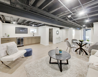 6730 W Dakin Street - Photo Thumbnail 24