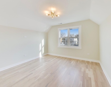 6730 W Dakin Street - Photo Thumbnail 22