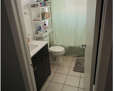 10310 S Mayfield Avenue S - Photo Thumbnail 6