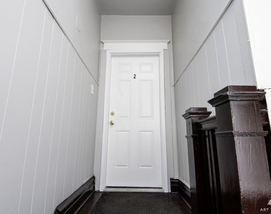 1229 E 71st Street - Photo Thumbnail 3