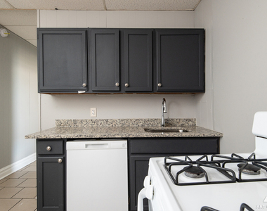 1229 E 71st Street - Photo Thumbnail 9