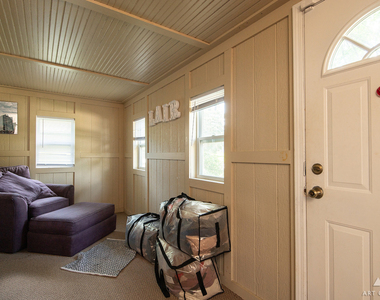 220 E 15th Street - Photo Thumbnail 13