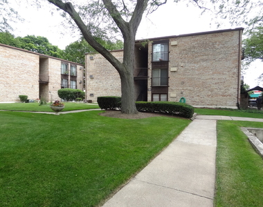 1950 Cherry Lane - Photo Thumbnail 9