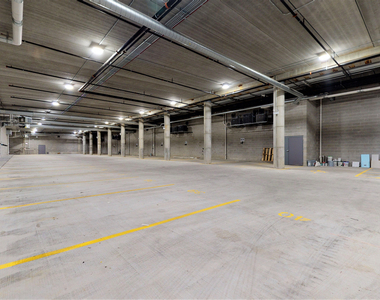 4758 N Laramie Avenue - Photo Thumbnail 3