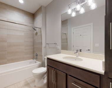 4758 N Laramie Avenue - Photo Thumbnail 13
