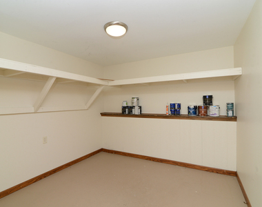 1070 Center Drive - Photo Thumbnail 20
