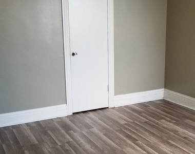 8035 S Paulina Street - Photo Thumbnail 16