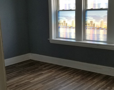 8035 S Paulina Street - Photo Thumbnail 13