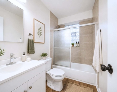 3025 140th Street - Photo Thumbnail 9