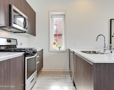 6535 W Dickens Avenue - Photo Thumbnail 9