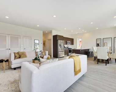 6535 W Dickens Avenue - Photo Thumbnail 2