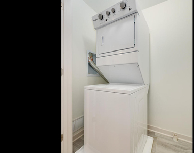 6535 W Dickens Avenue - Photo Thumbnail 17