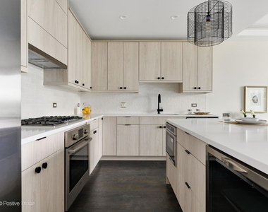 6911 N Western Avenue - Photo Thumbnail 12