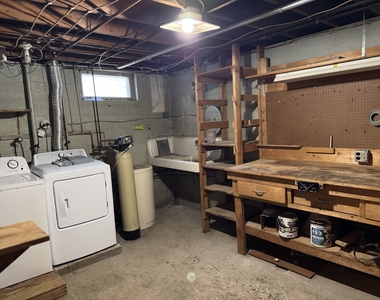 225 Panama Avenue - Photo Thumbnail 9