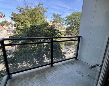 2407 W Eastwood Avenue - Photo Thumbnail 16