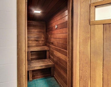 201 E Chestnut Street - Photo Thumbnail 17
