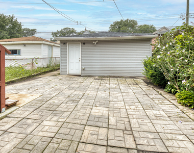 4624 N Springfield Avenue - Photo Thumbnail 15