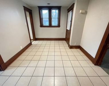 321 N Main Street - Photo Thumbnail 6