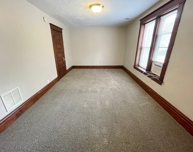 321 N Main Street - Photo Thumbnail 10