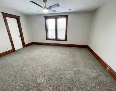321 N Main Street - Photo Thumbnail 4