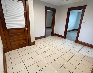 321 N Main Street - Photo Thumbnail 7