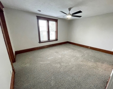 321 N Main Street - Photo Thumbnail 3