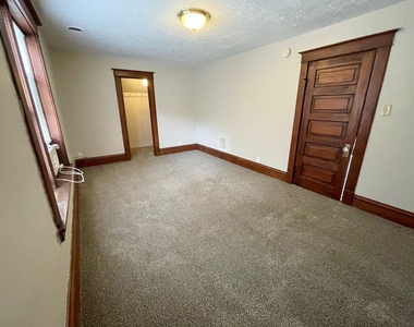 321 N Main Street - Photo Thumbnail 9