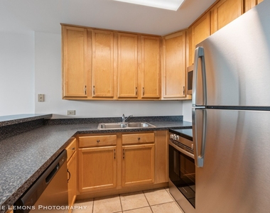 5950 Oakwood Drive - Photo Thumbnail 8