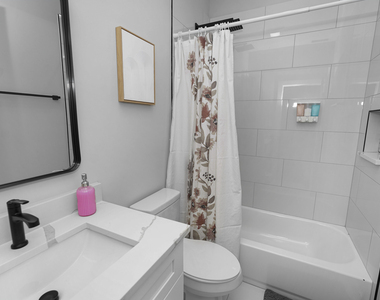 1358 S Fairfield Avenue - Photo Thumbnail 12