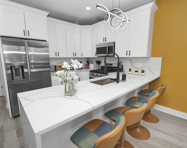 1358 S Fairfield Avenue - Photo Thumbnail 9