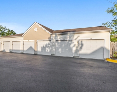 1623 Silverstone Drive - Photo Thumbnail 23