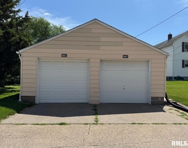 1736 Davie Street - Photo Thumbnail 16
