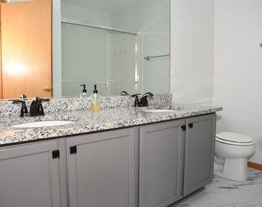 3467 Ravinia Circle - Photo Thumbnail 18