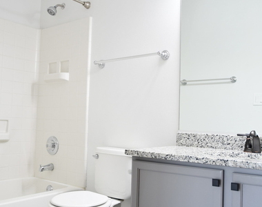 3467 Ravinia Circle - Photo Thumbnail 20