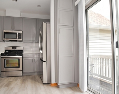 3467 Ravinia Circle - Photo Thumbnail 13
