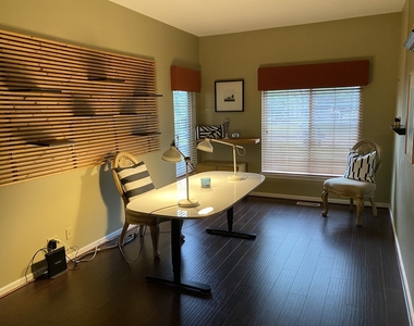 7624 Beringer Court - Photo Thumbnail 9