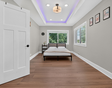 3825 Maple Avenue - Photo Thumbnail 22