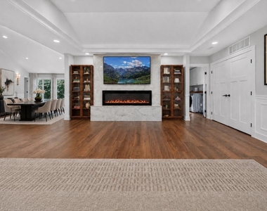 3825 Maple Avenue - Photo Thumbnail 13