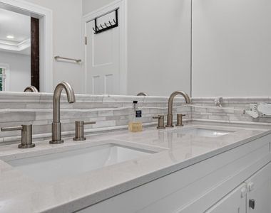 3825 Maple Avenue - Photo Thumbnail 26