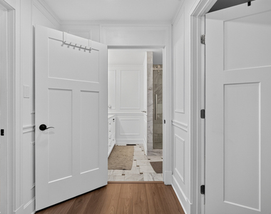 3825 Maple Avenue - Photo Thumbnail 16