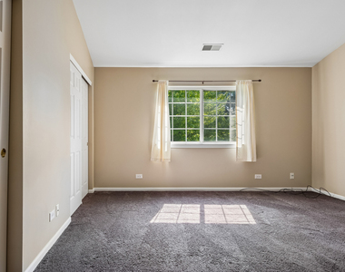 96 Polaris Drive - Photo Thumbnail 8