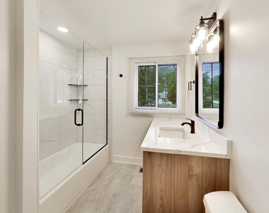 917 Aimtree Place - Photo Thumbnail 21