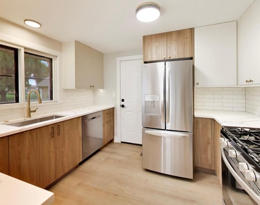 917 Aimtree Place - Photo Thumbnail 5