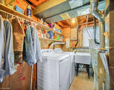 2905 Edgewood Parkway - Photo Thumbnail 17