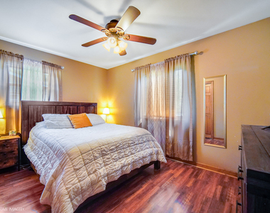 2905 Edgewood Parkway - Photo Thumbnail 8