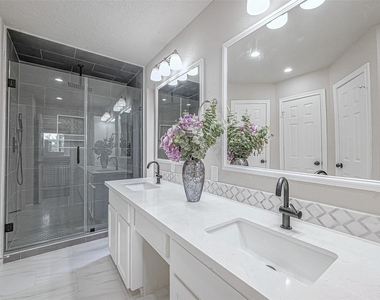 3102 Glenn Lakes Lane - Photo Thumbnail 42